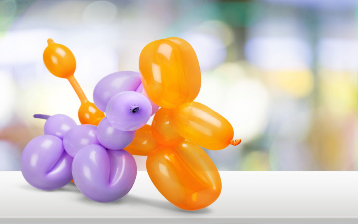 Kids Sunday: Roaming Balloon Twisting
